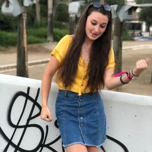 Meet your Posher, Victoria